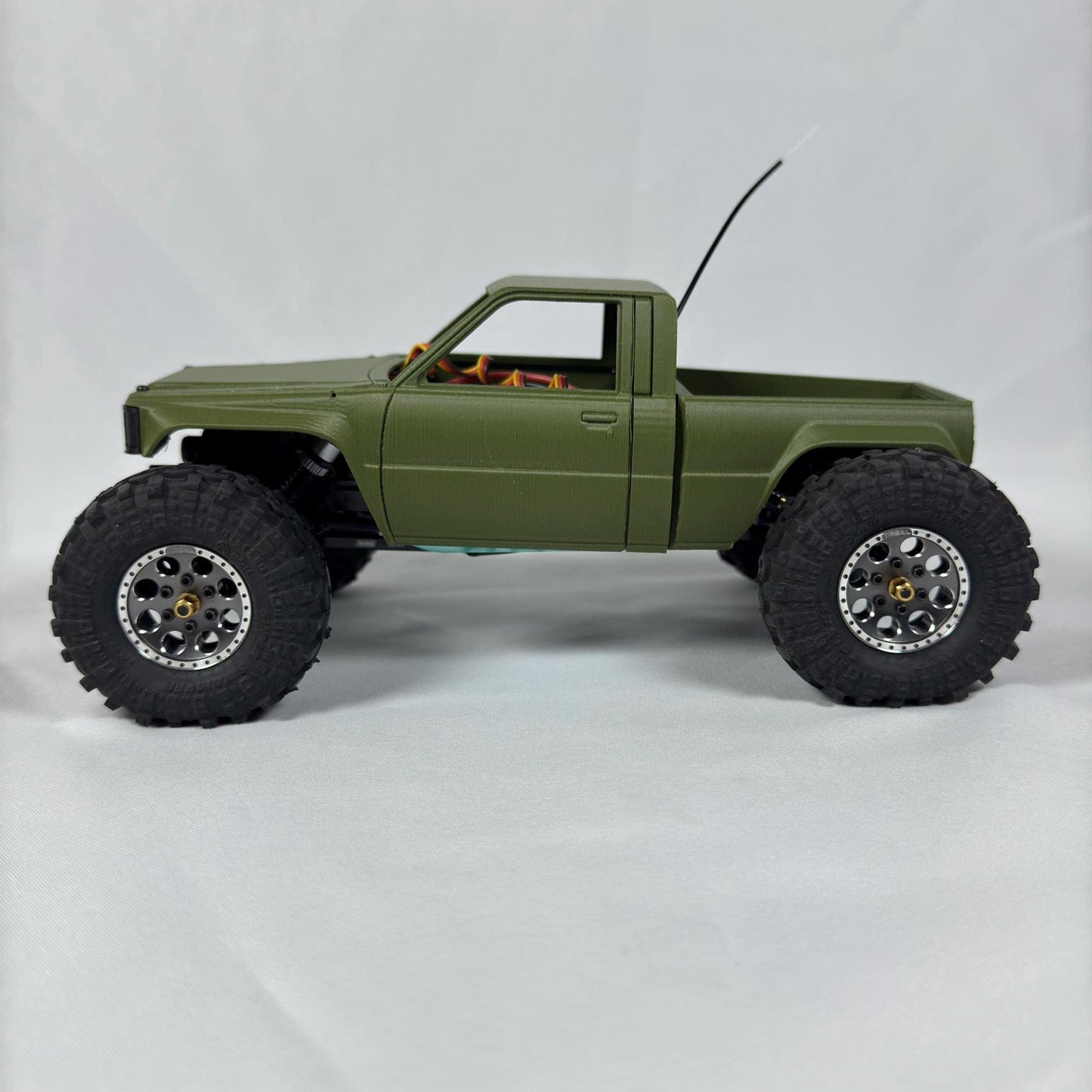 Axial SCX24 pinched Toyota body 1/24 scale with sliders and pinched camper