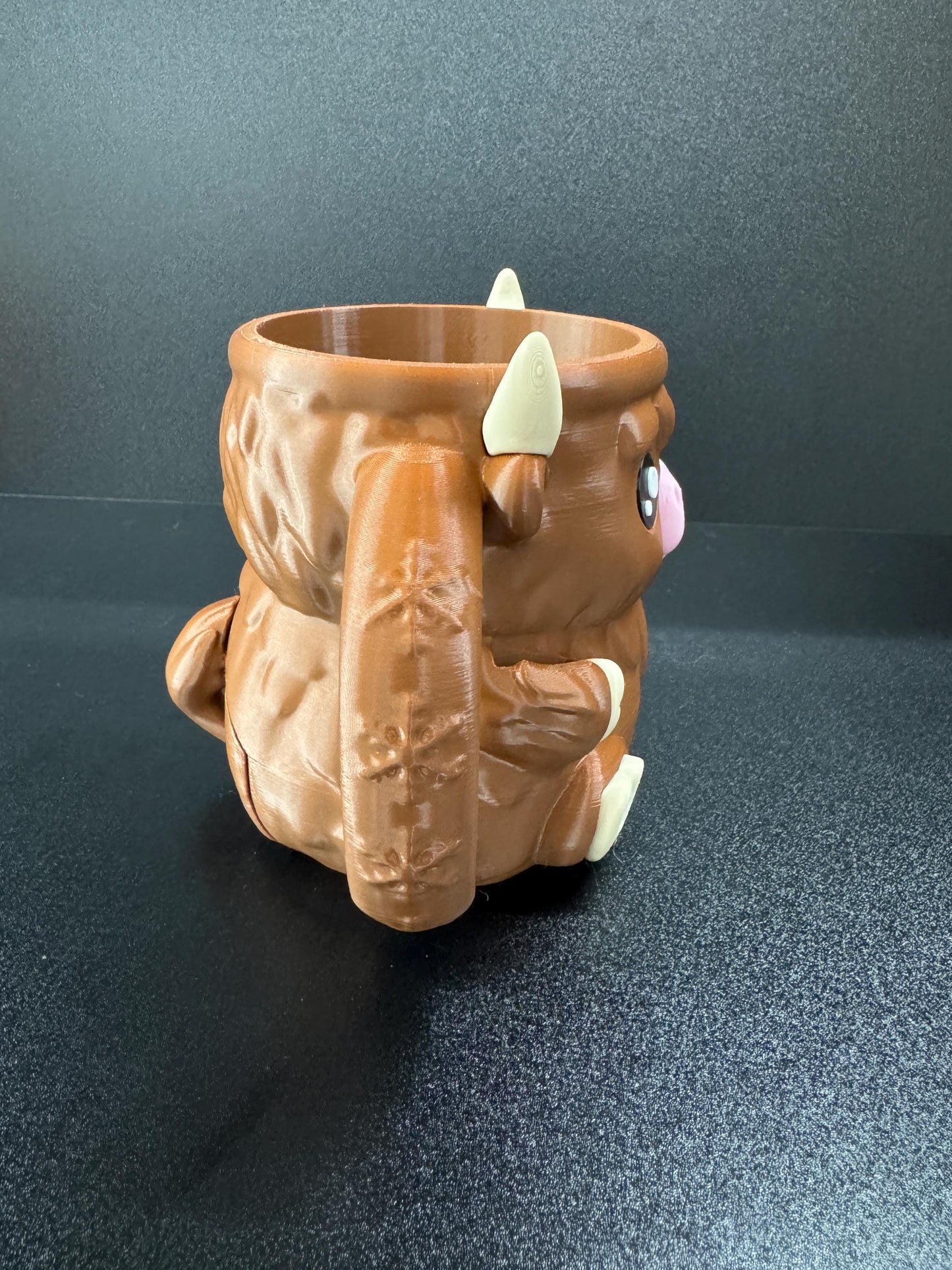 Highland Cow Ice Cream Pint Holder  3D Printed Cow with Spoon Slots & Hidden Drawer  Cute Gift for Ice Cream Lovers